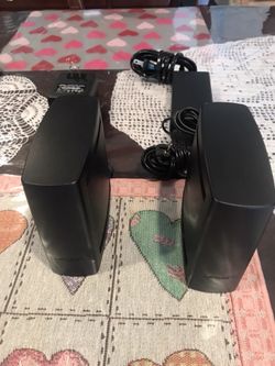 Bose SL2 main/sterio speaks new never used they go for $397 $125 obo