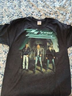 XL Rock concert shirt