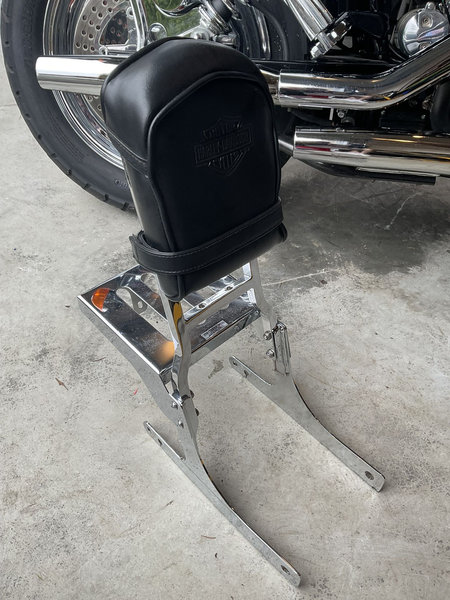 Harley Davidson Backrest Sissy Bar 2005 And Older Dyna