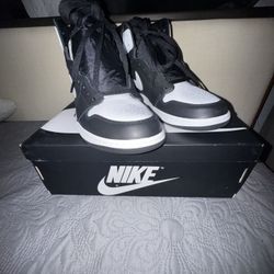 NIKE 1 RETRO HIGH OG 11.5 - 11