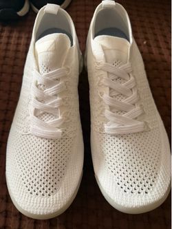 Men’s size 8 Nike
