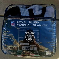 TWIN SIZE RAIDERS BLANKET 