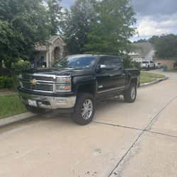 2014 Chevy 1500 5.3 High Country
