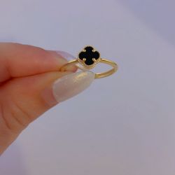 14k Black Clover Ring 