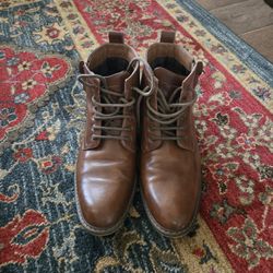 Men's Shoes Size 10.5