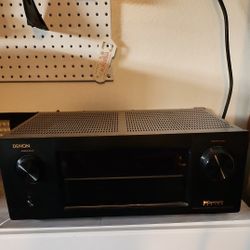 Demon AVR-5200W Receiver