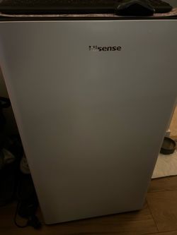 Hisense Mini Fridge