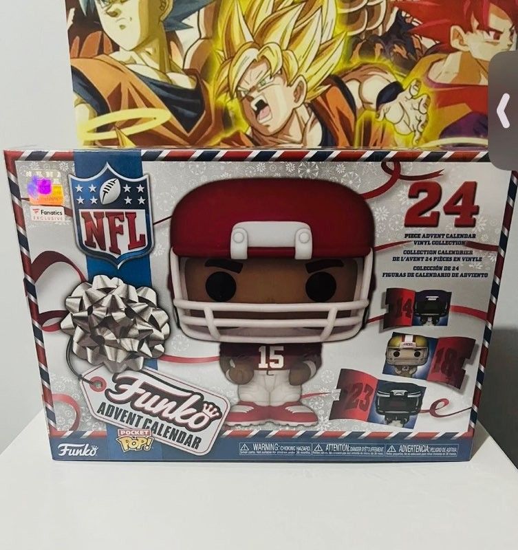 Funko Pocket Pop! 24Day Holiday NFL Advent Calendar BRAND NEW for Sale