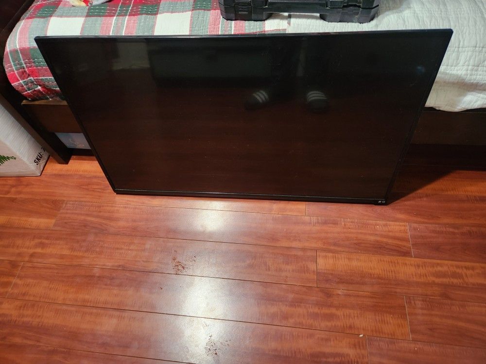 43" Vizio Smart TV