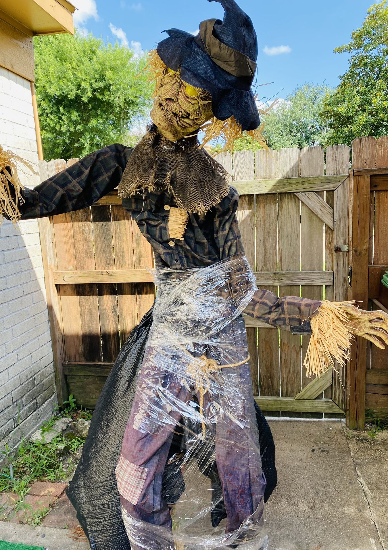 6.6 Ft Strawman Animatronic Spirit Halloween