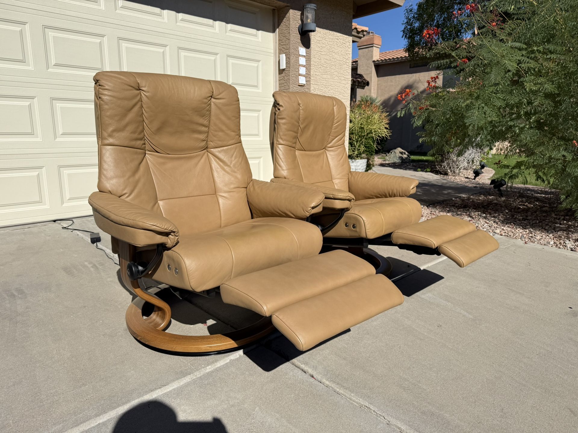 (2) Ekornes Stressless Mayfair Power Recliners with Adjustable Ottoman