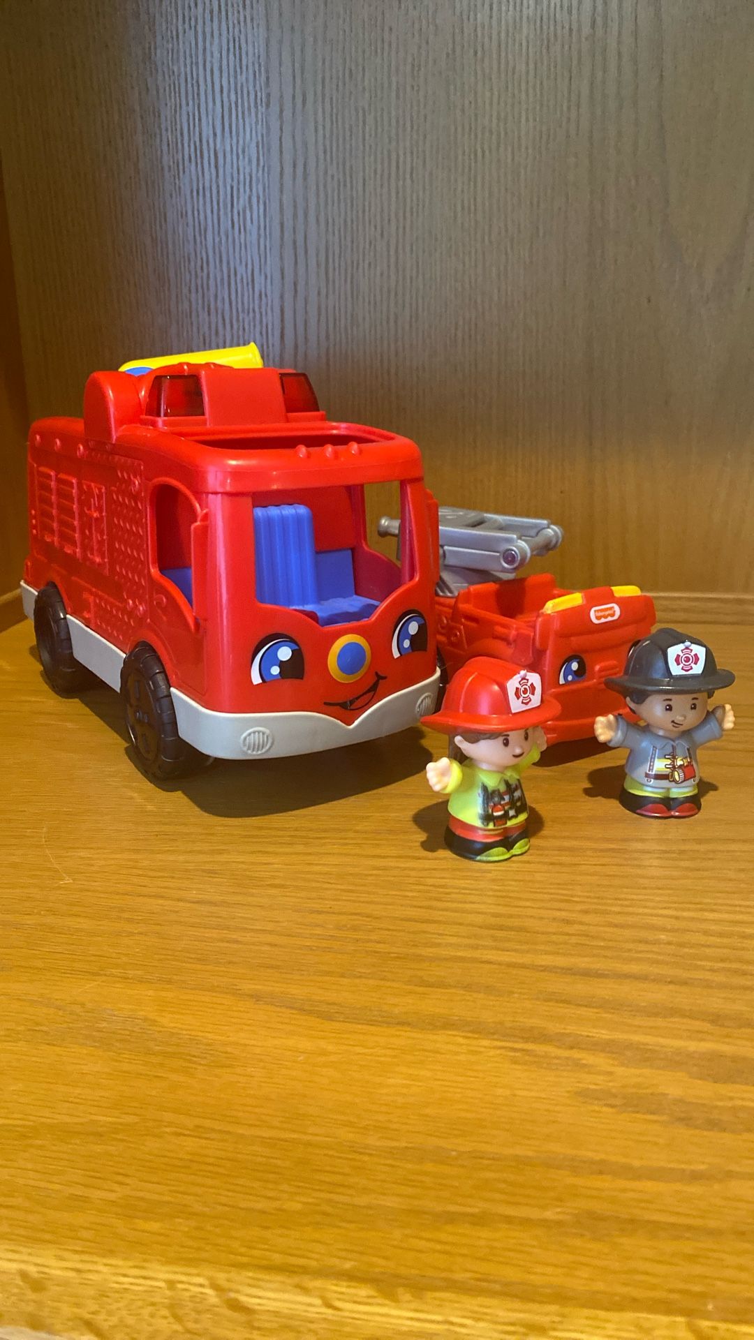 Fisher Price Little People Fire Truck Set