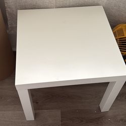 Corner Table 