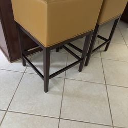 Counter Size Bar Stools 