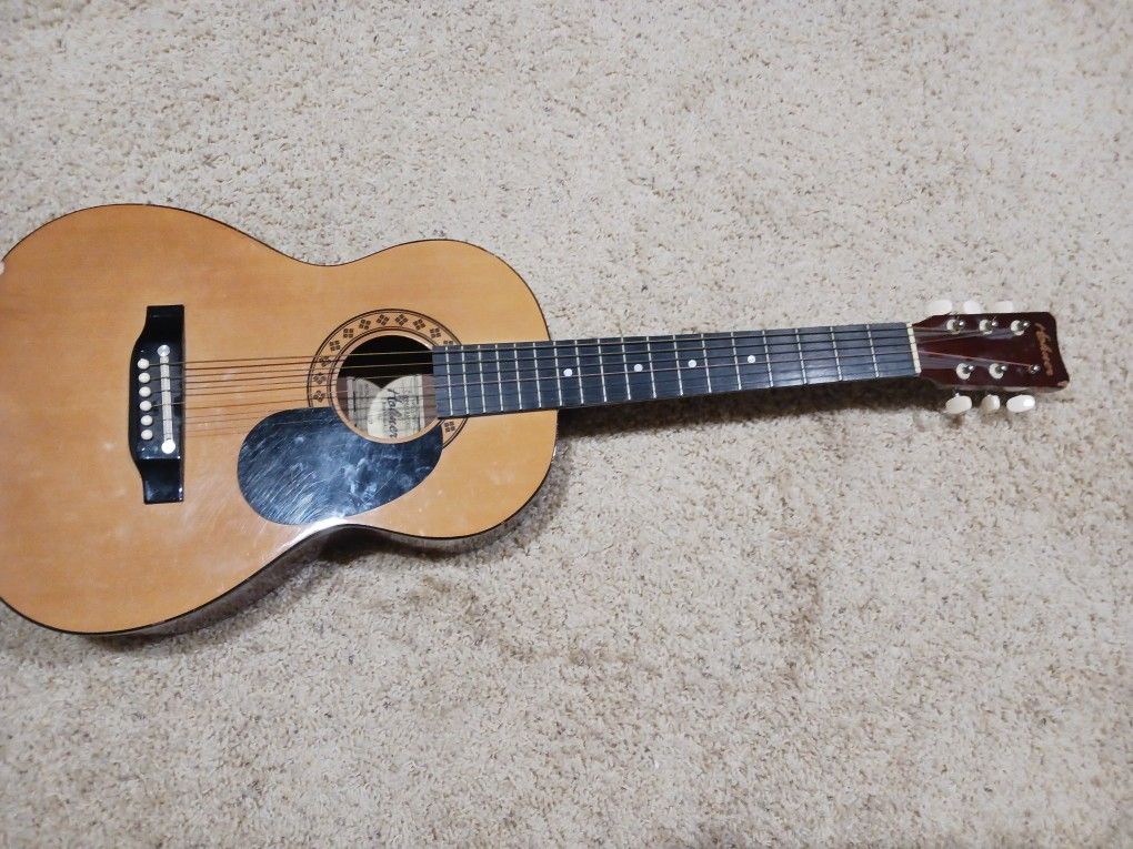 Hohner Acoustic Guitar