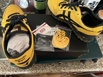 Onitsuka Tiger Yellow Black Sneakers bruce lee