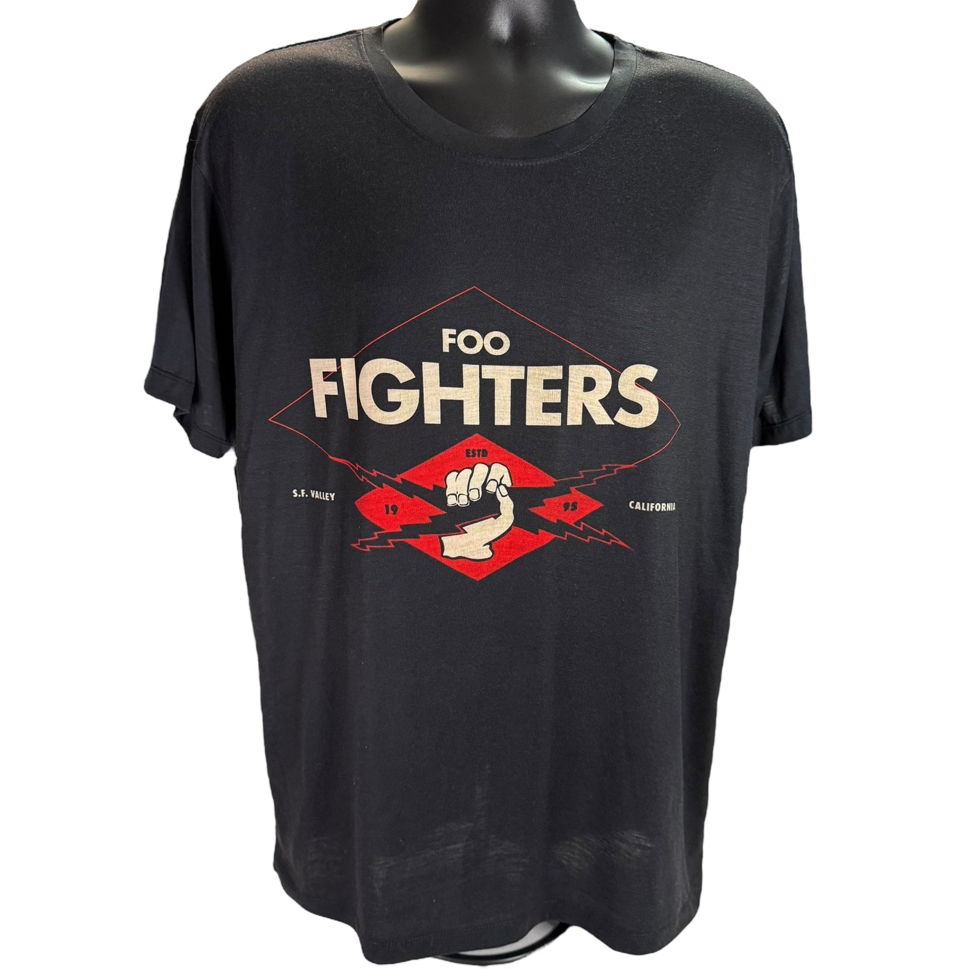 Foo Fighters Fist & Lightning bolts graphic Black  T-shirt S.F. Valley Calif 2XL