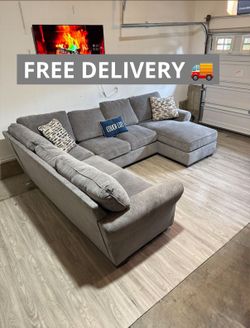 •Free Delivery• Clean Gray Sectional Couch