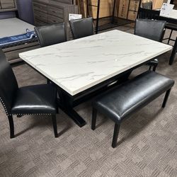 Black And White Faux Marble Table Set 