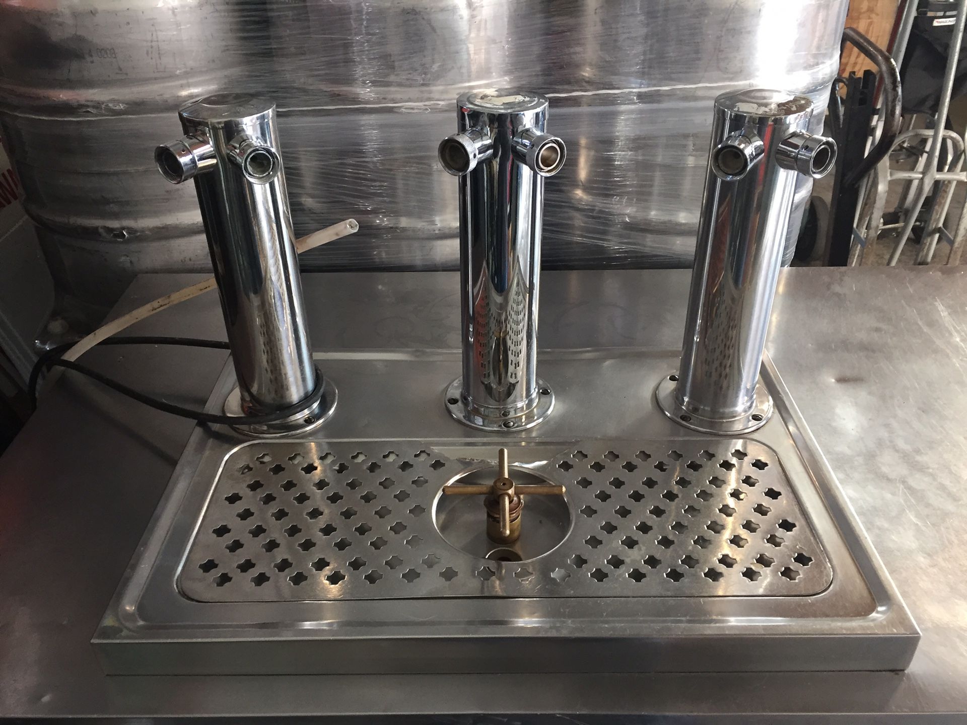 True brand SS Kegerator for Sale in Seattle, WA OfferUp