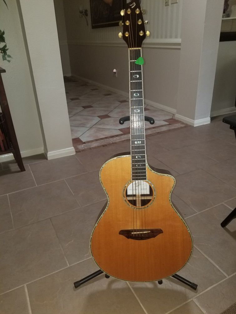 Breed love Atlas acoustic electric with Fishman pickup