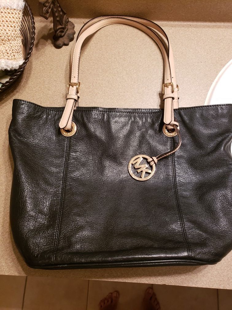 Michael Kors leather purse tote bag excellent OBO