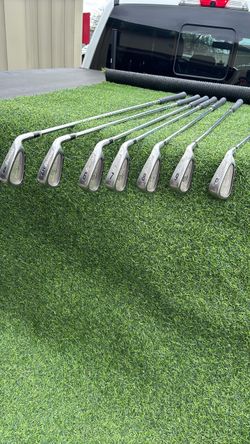 Cleveland Ta7 Iron Set 4-P - 7 clubs - R-Flex Steel Shafts Right