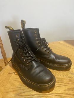 Size 9 Doc Martens