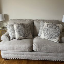 Charleston online sofa bobs
