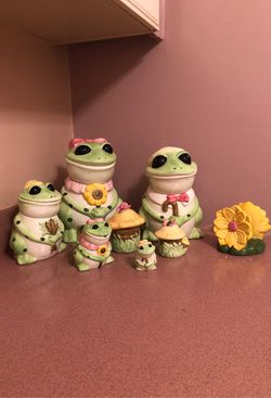 Frog cookie jars