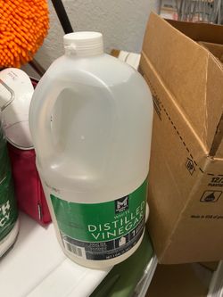 Distilled white vinegar