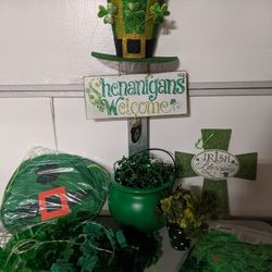 St Patrick's Day Decorations Lot