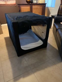 Large Soft Sides Dog Kennel , Collapsible - Like New