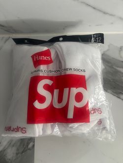 Supreme x Hanes Cushion Crew Socks 4-Pack