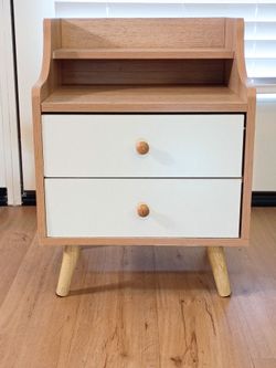 Side Table Bedside Nightstand 21"x 18"x14" Modern Scandinavian Solid Wood
