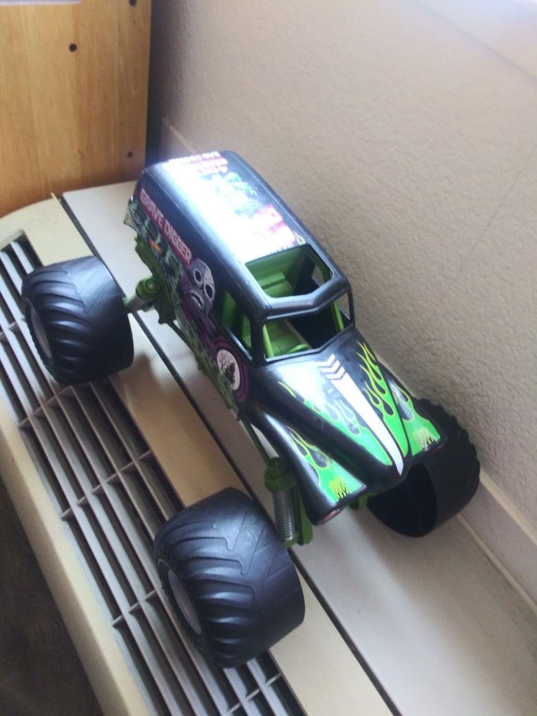 Moster jam truck