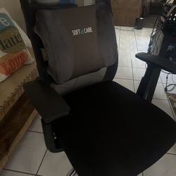 Ergonomic Office Chairs – Great Condition