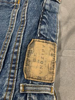 Arizona Jeans Relaxed 36x32 button issue