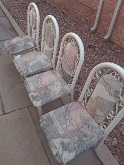 4 metal table chairs