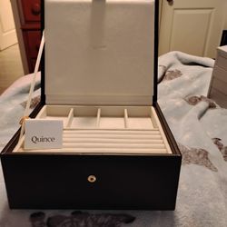 Leather Woman's Jewelry Box