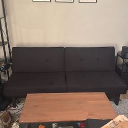 Black Futon 
