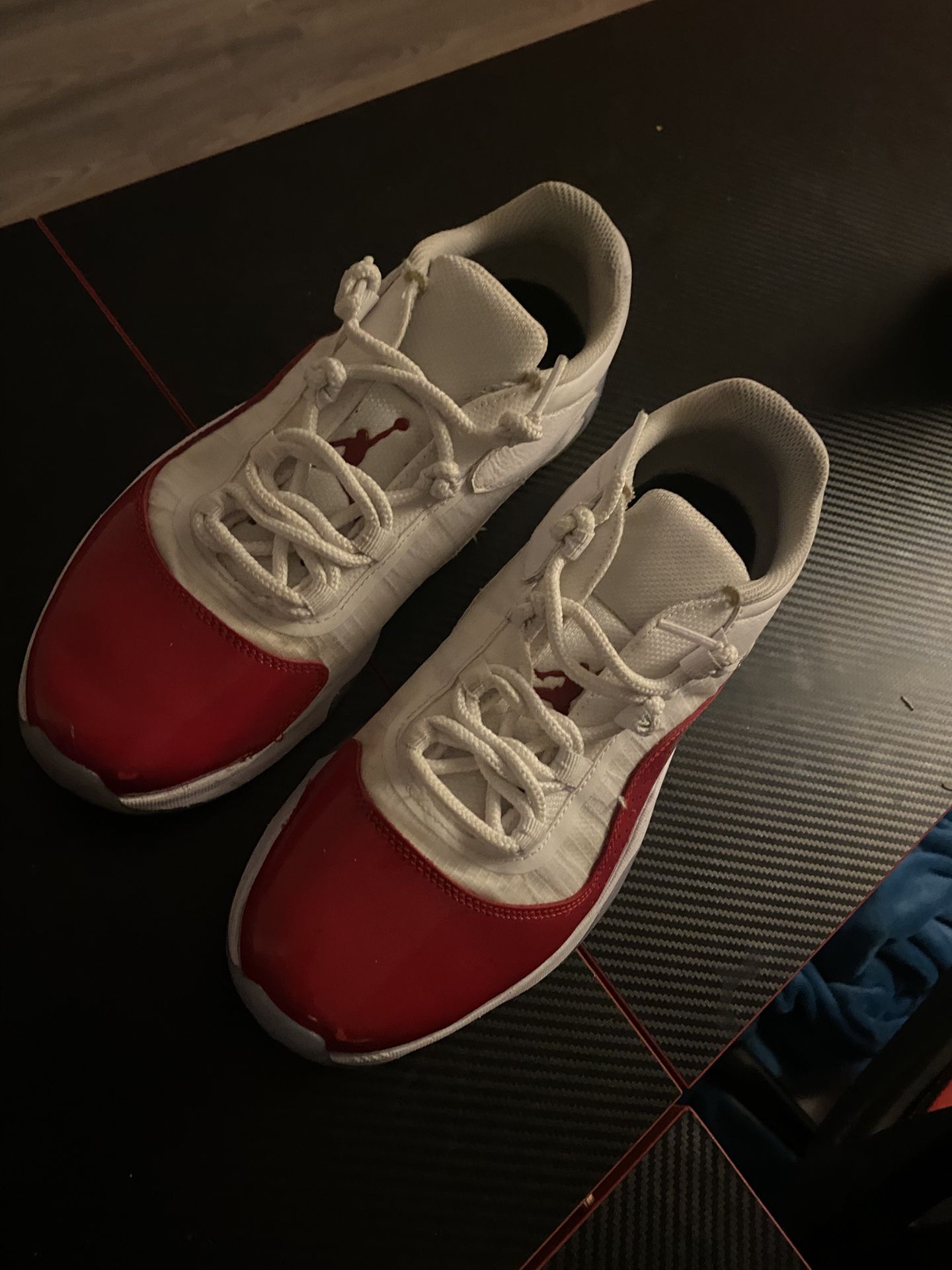 JORDAN 11 cmft low cherry