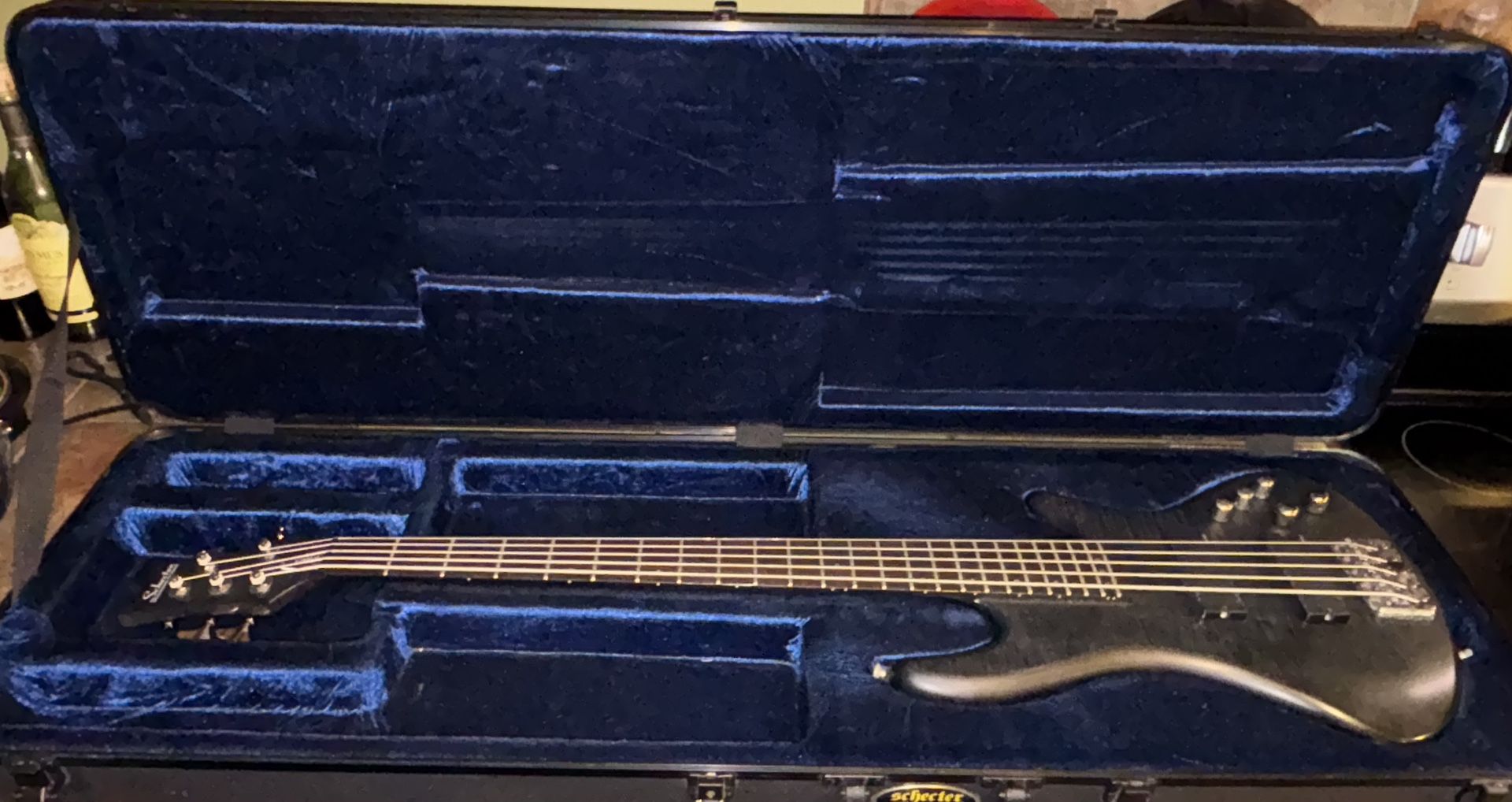 Schecter Stiletto Studio 5 Bass Neck Thru body EMG Pickups