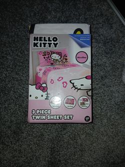 Hello Kitty Twin Sheet Set