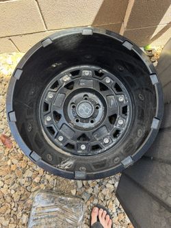Black Rhino Rim