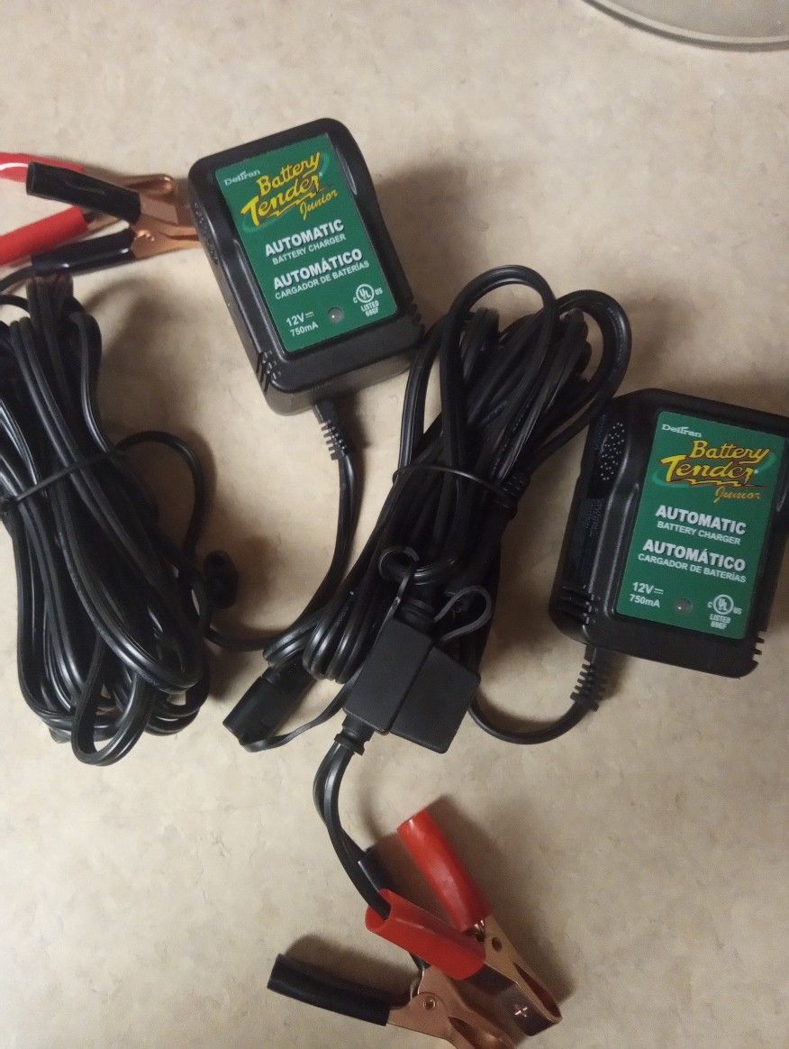 Deltran Battery Tender