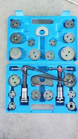 Brake caliper tools