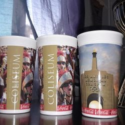 Vasos De Colección De La ColiseumÀ De Lops Angeles/ Los Angeles Coliseum Collectible Glasses 