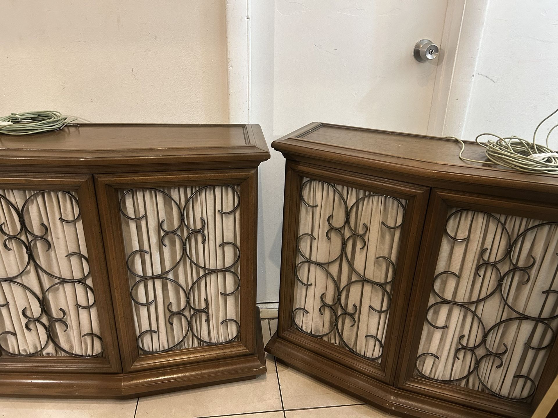 Two Vintage Fisher Speakers 