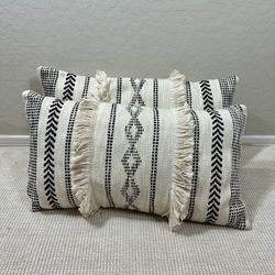 Woven Throw Pillows 